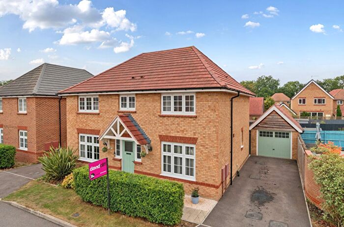 4 Bedroom Detached House For Sale In Austen Grove, Arborfield Green, Reading, Berkshire, RG2
