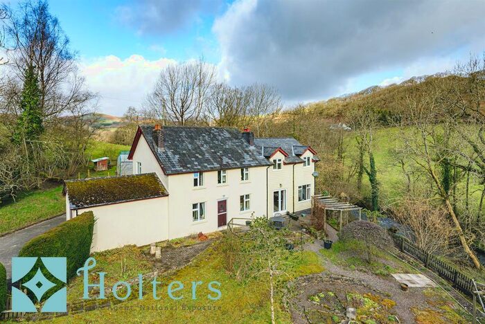 3 Bedroom Cottage For Sale In Llanafanfawr, Builth Wells, LD2