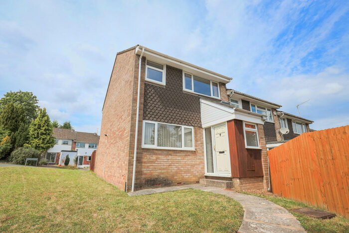 3 Bedroom End Of Terrace House To Rent In The Hawthorns, Pentwyn, Cardiff, CF23