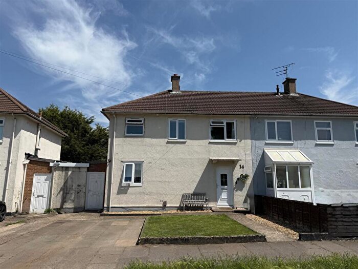 3 Bedroom Semi-Detached House For Sale In Pasley Road, Eyres Monsell, LE2