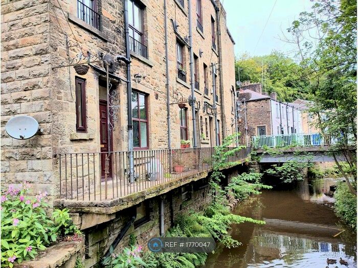 3 Bedroom Maisonette To Rent In Brougham Hall, Rossendale, BB4