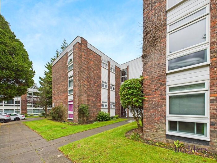 2 Bedroom Apartment To Rent In Ottershaw, Chertsey, KT16