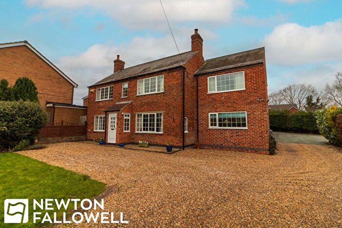 4 Bedroom Detached House For Sale In Main Street, North Leverton, DN22