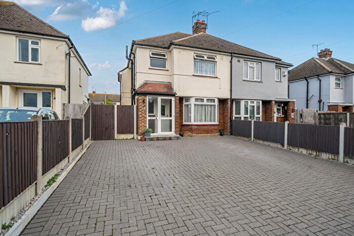 3 Bedroom Semi-Detached House For Sale In Prince Charles Road, Broadstairs, CT10