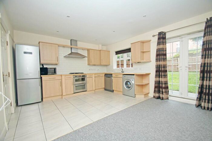 3 Bedroom House To Rent In Woodlea Lane, Meanwood, Leeds, LS6