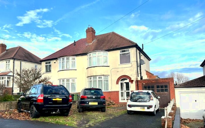 3 Bedroom Semi-Detached House To Rent In The Broadway, Dudley DY1