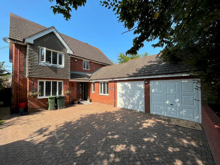 4 Bedroom Detached House To Rent In Constantine Road, Kingsnorth, Ashford, TN23