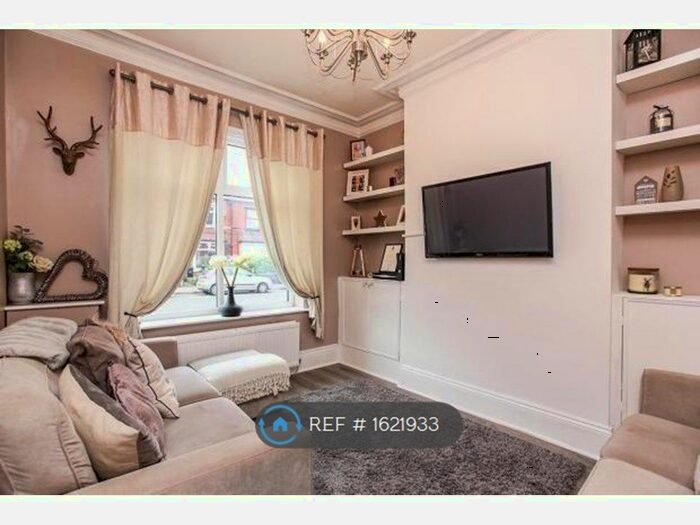 2 Bedroom Terraced House To Rent In Gorton Road, Stockport, SK5