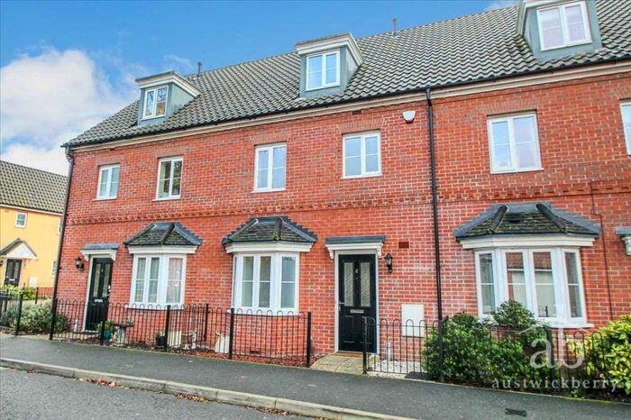 4 Bedroom Terraced House To Rent In Malkin Close, Ipswich, IP1