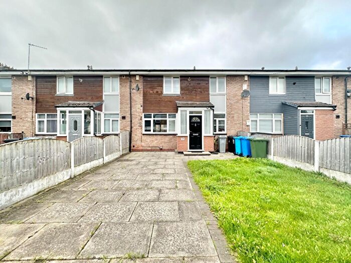 3 Bedroom Terraced House For Sale In Thirsk Avenue, Sale, Cheshire, Greater Manchester, M33