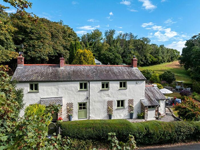 4 Bedroom Detached House For Sale In Penweathers, Truro, TR3
