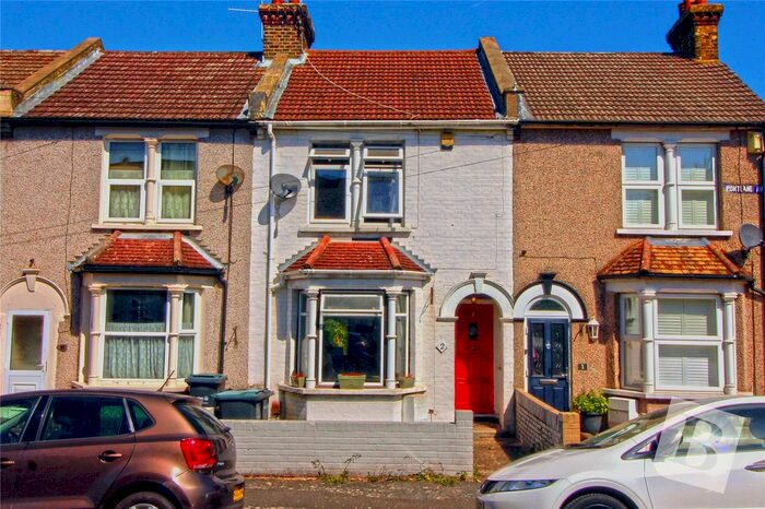 2 Bedroom Terraced House To Rent In Portland Avenue, Gravesend, Kent, DA12