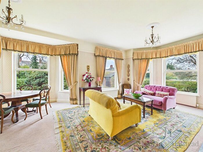 2 Bedroom Apartment For Sale In Kennerleys Lane, Wilmslow, Cheshire, SK9
