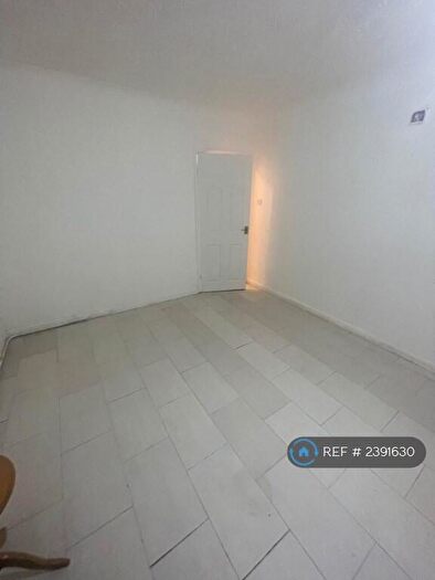 2 Bedroom Bungalow To Rent In Drayton Wood Road, Norwich, NR6