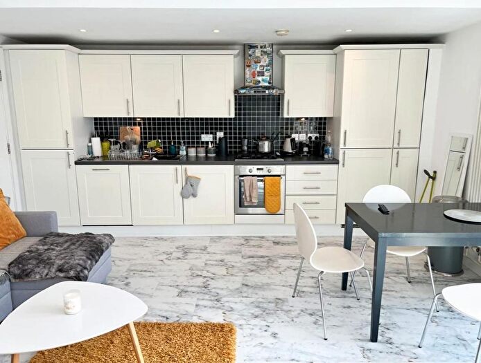 2 Bedroom Flat To Rent In Hallings Wharf Studios, Channelsea Road, Stratford, Bow, London, E15