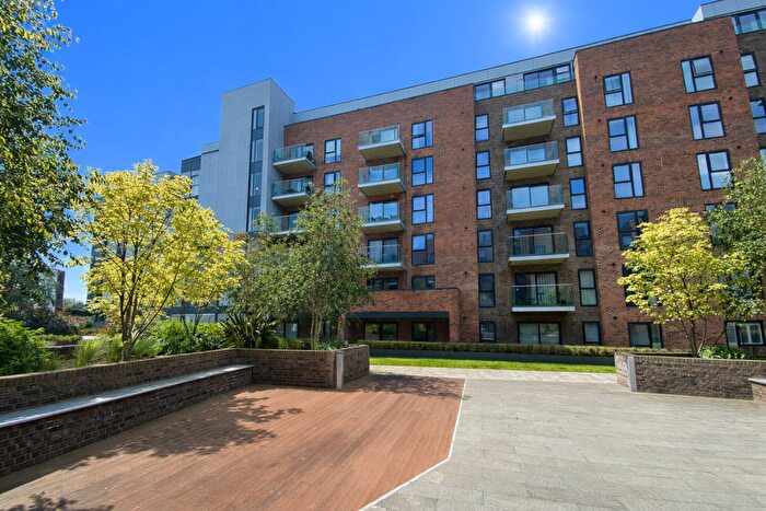 2 Bedroom Apartment For Sale In Avonside House, East Station Road, Fletton Quays, Peterborough, PE2