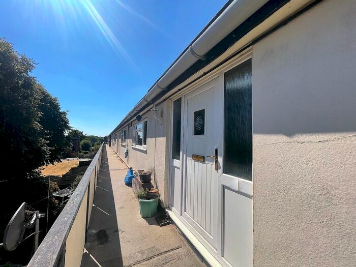 2 Bedroom Flat To Rent In Honor Road, Prestwood, Great Missenden, HP16