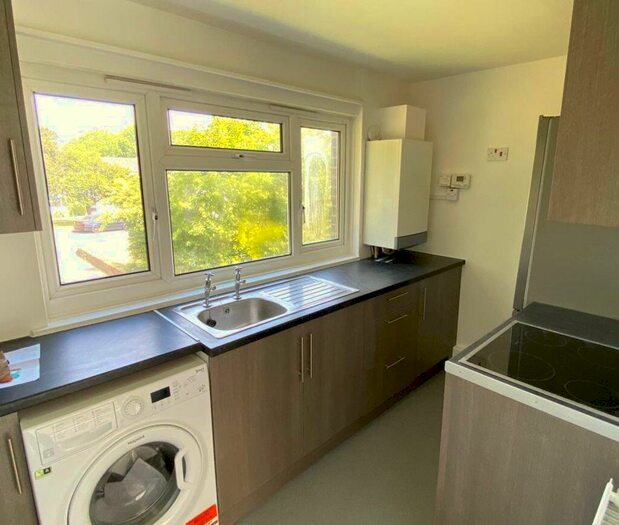 1 Bedroom Flat To Rent In Maidenhead, SL6
