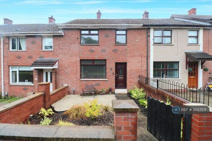 3 Bedroom Terraced House To Rent In Glen Road, Andersonstown, Belfast, BT11