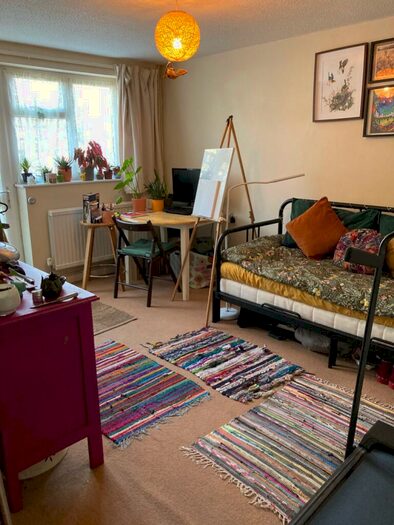 1 Bedroom Flat To Rent In Greyfield Road, High Littleton, BS39