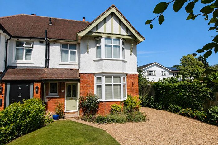3 Bedroom Semi-Detached House For Sale In Beechwood Avenue, Tilehurst, Reading, RG31