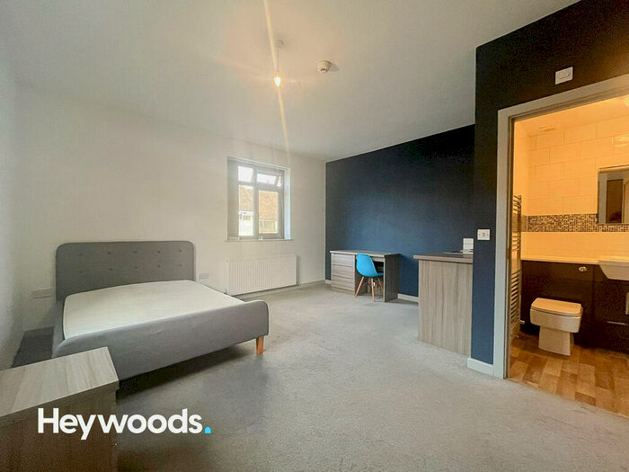 1 Bedroom Detached House To Rent In Lord John House, Hanley, Stoke-on-Trent, ST1