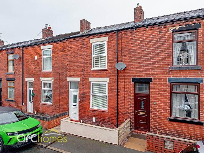 2 Bedroom Terraced House For Sale In Defiance Street, Atherton, Manchester, M46