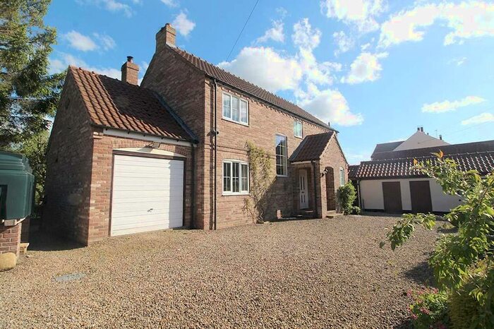 4 Bedroom Detached House For Sale In Carrside, Great Ouseburn, York, YO26