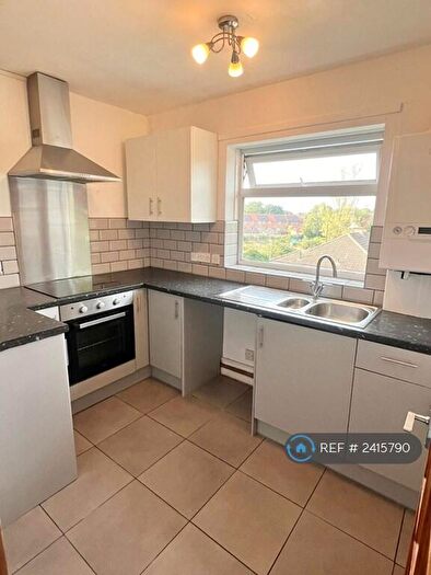 2 Bedroom Flat To Rent In Lilburne Avenue, Norwich, NR3