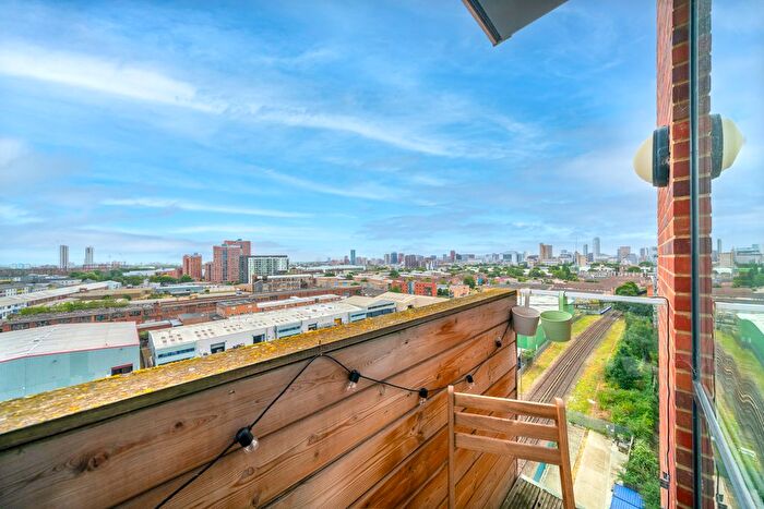 1 Bedroom Flat For Sale In Hoey Court, Barry Blandford Way, Bow, London, E3
