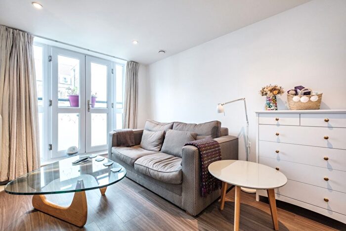 1 Bedroom Flat To Rent In Garratt Lane, London, SW18