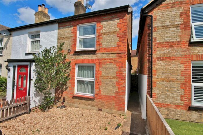 2 Bedroom Semi-Detached House To Rent In Ferndale Road, Ashford, Surrey, TW15