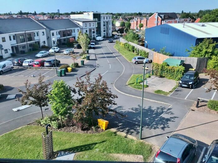 2 Bedroom Flat To Rent In Calverly Court, Paladine Way, Coventry, CV3