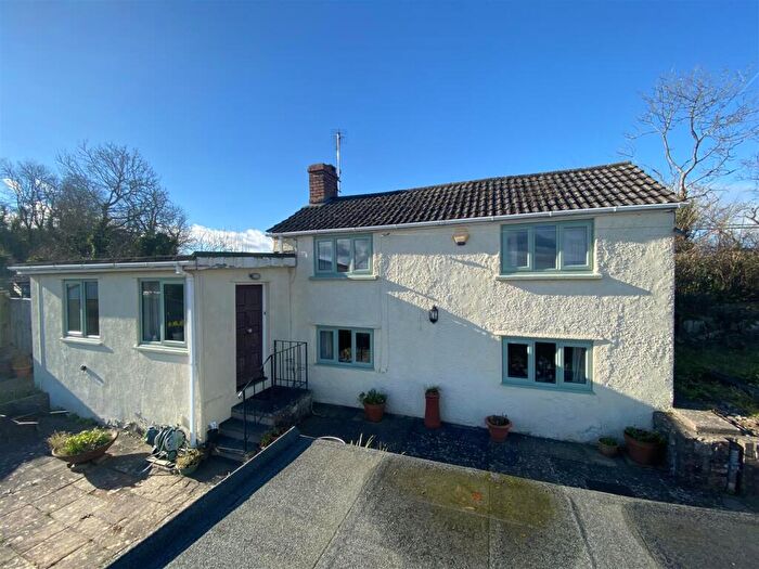 2 Bedroom Cottage For Sale In Woodcroft, Chepstow, NP16