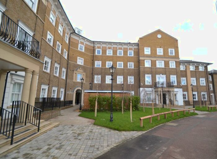 1 Bedroom Apartment To Rent In Broomfield Road, CM1