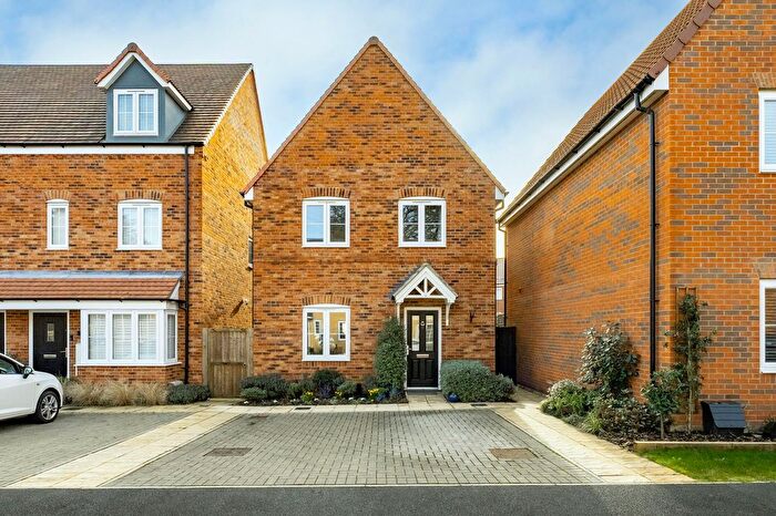 3 Bedroom Detached House For Sale In Hawthorn Drive, New Rackheath, NR13