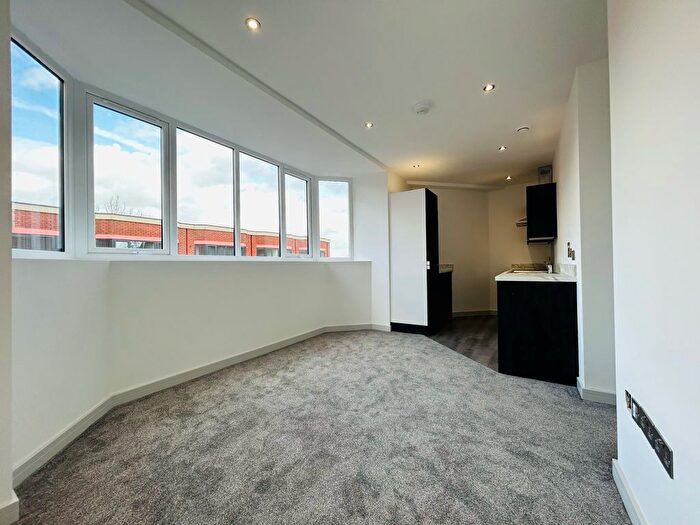 1 Bedroom Flat To Rent In St. Stephens House, Redditch, B97