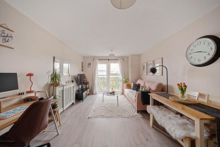 1 Bedroom Apartment For Sale In Beaumont Court, Westgate Road, Dartford, DA1