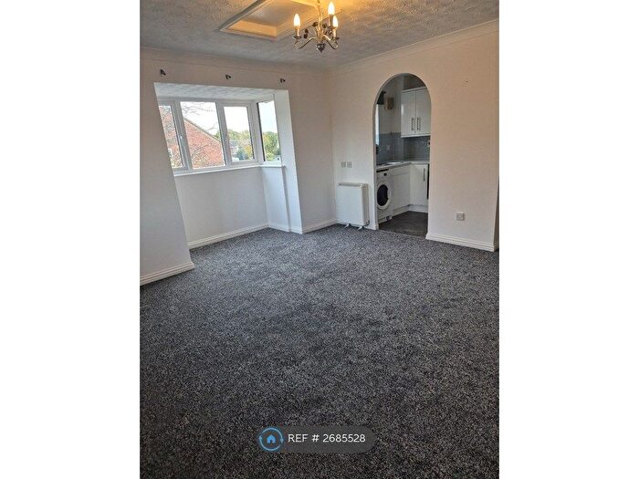 2 Bedroom Maisonette To Rent In Chinook, Highwoods, Colchester, CO4