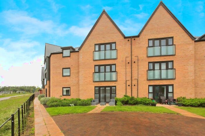 2 Bedroom Flat For Sale In Greenfield Way, Hampton Water, Peterborough, PE7