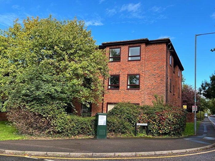 2 Bedroom Apartment To Rent In Savill Way, Marlow, SL7