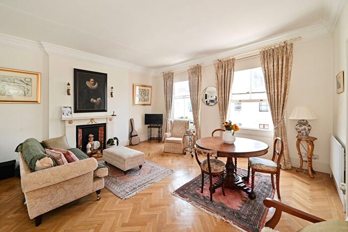 2 Bedroom Flat To Rent In Gloucester Road, SW7