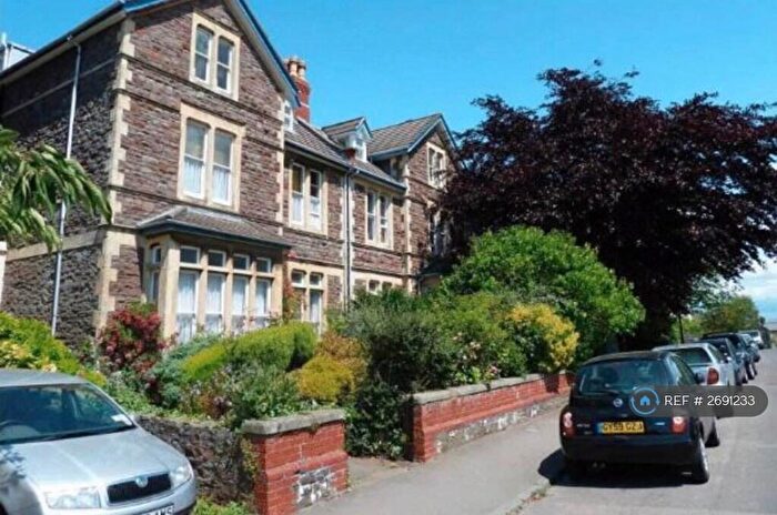 4 Bedroom Flat To Rent In Cotham Lawn Road, Bristol, BS6