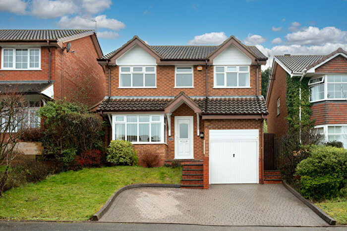 4 Bedroom Detached House For Sale In Melbourne Close, Kingswinford, DY6