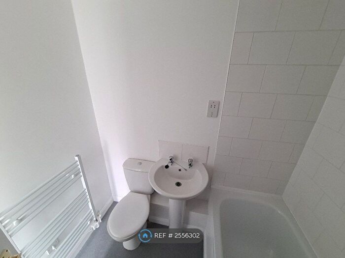 1 Bedroom Flat To Rent In St. James Way, Sidcup, DA14