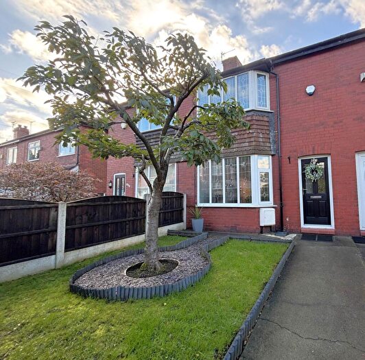 2 Bedroom Terraced House For Sale In Middleton Road, Oldham, OL9