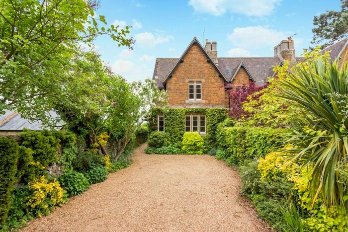 3 Bedroom Cottage To Rent In The Green, Shenington, Banbury, OX15