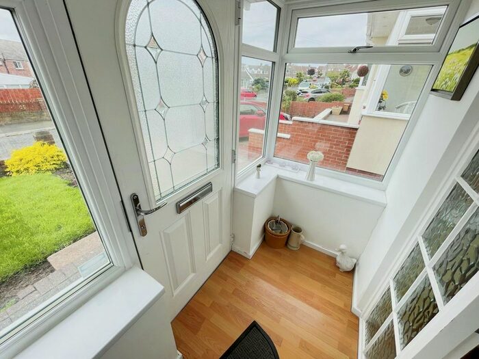 3 Bedroom SemiDetached House For Sale In Midhurst Avenue, South