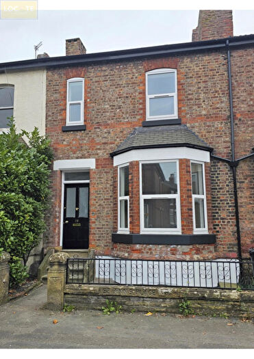 5 Bedroom Terraced House To Rent In Gloucester Road, Urmston, M41
