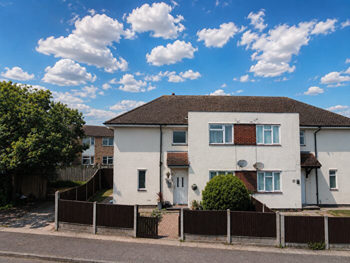 3 Bedroom Semi-Detached House To Rent In Bathurst Close, Ramsgate, CT12